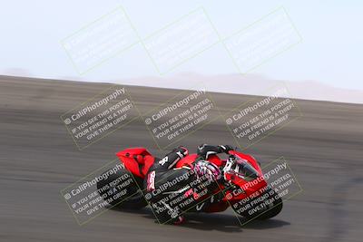 media/Apr-10-2022-SoCal Trackdays (Sun) [[f104b12566]]/Bowl (11am)/